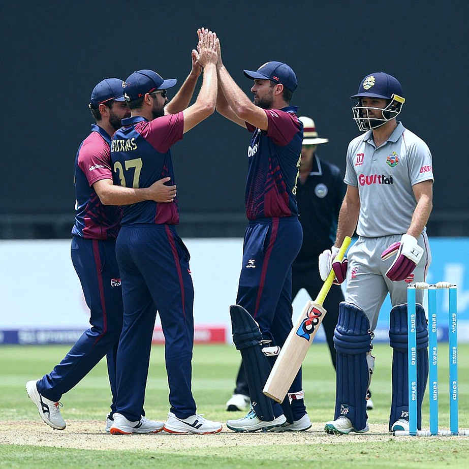 রাওয়ালপিন্ডির নীরব নাড়ি: যে স্কোরকার্ড বাংলাদেশের সবচেয়ে কঠিন ৩৫৮ ওভার লুকিয়ে ফেলে